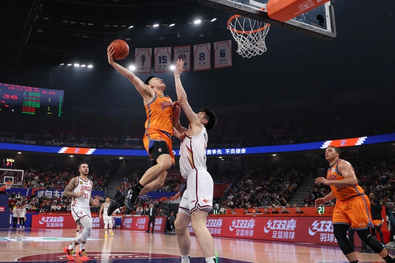 上海男篮刷新攻击方式，取得让人瞩目的比赛结果的简单介绍