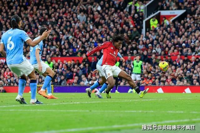 拜仁慕尼黑进入欧国联半决赛,击败曼联 拜仁慕尼黑进入欧国联半决赛,击败曼联