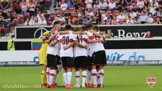 斯图加特主场战平多特蒙德，表现出色(斯图加特主场战平多特蒙德,表现出色的球员)