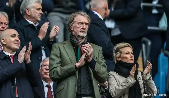 曼联防线表现不佳,主教练或加强调整(曼联防线表现不佳,主教练或加强调整球员) 曼联防线表现不佳,主教练或加强调整(曼联防线表现不佳,主教练或加强调整球员)