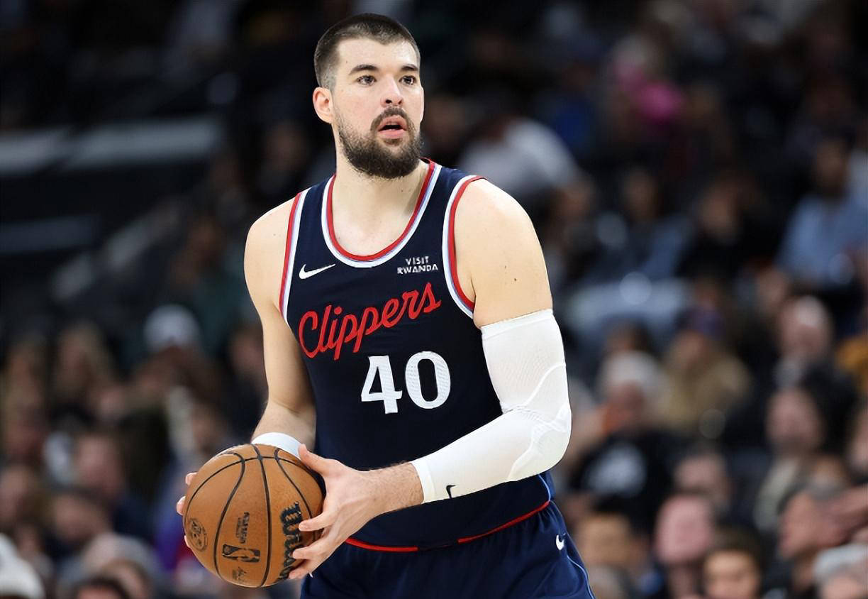 关于活塞队前景堪忧，季后赛资格岌岌可危的信息